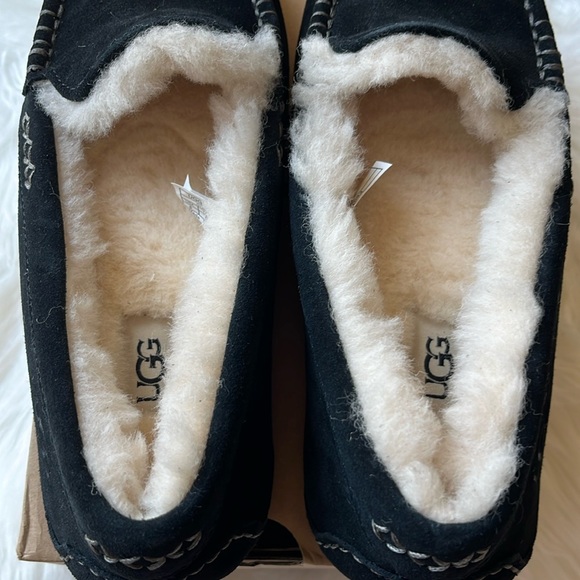🆕 UGG Ansley Slipper Black Women’s Size 8 - Picture 2 of 11